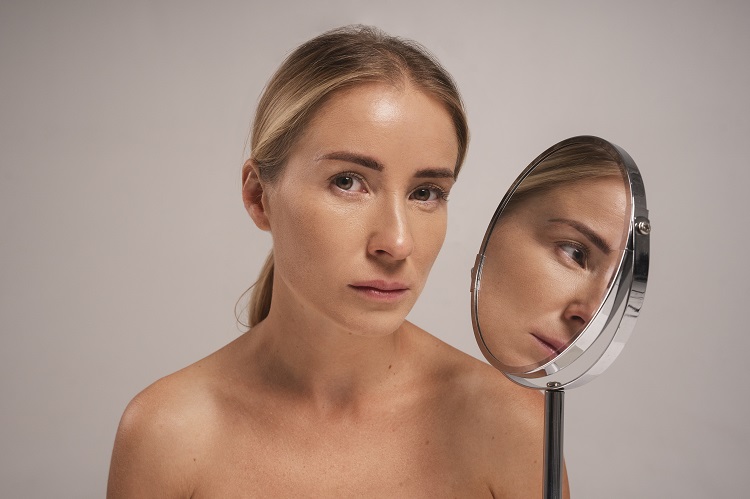 ตาสองชั้นหลบใน ทำไงดี? ทางออกสำหรับคนอยากมีตาสวยคมชัด